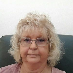 Meet your Posher, Carol